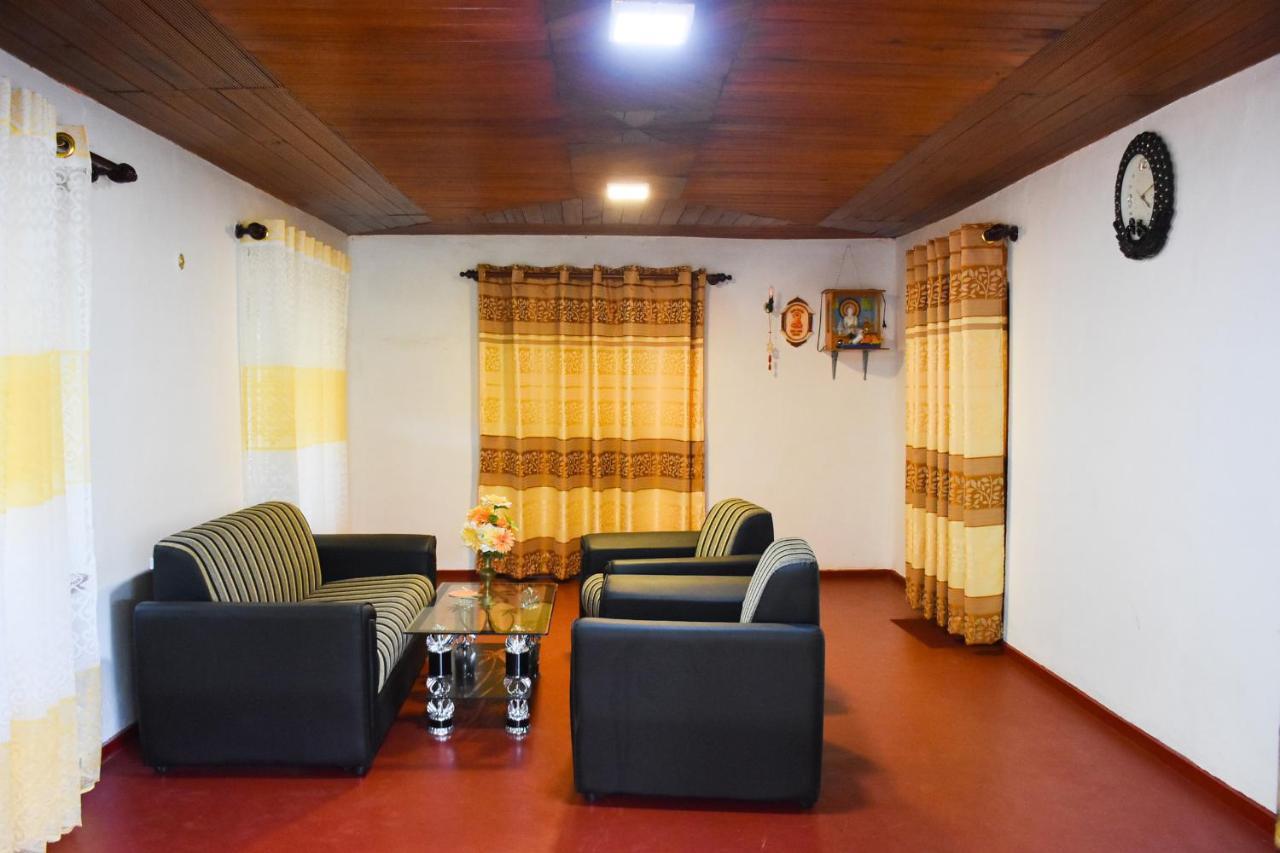 Rainforest Holiday Inn Deniyaya Dış mekan fotoğraf
